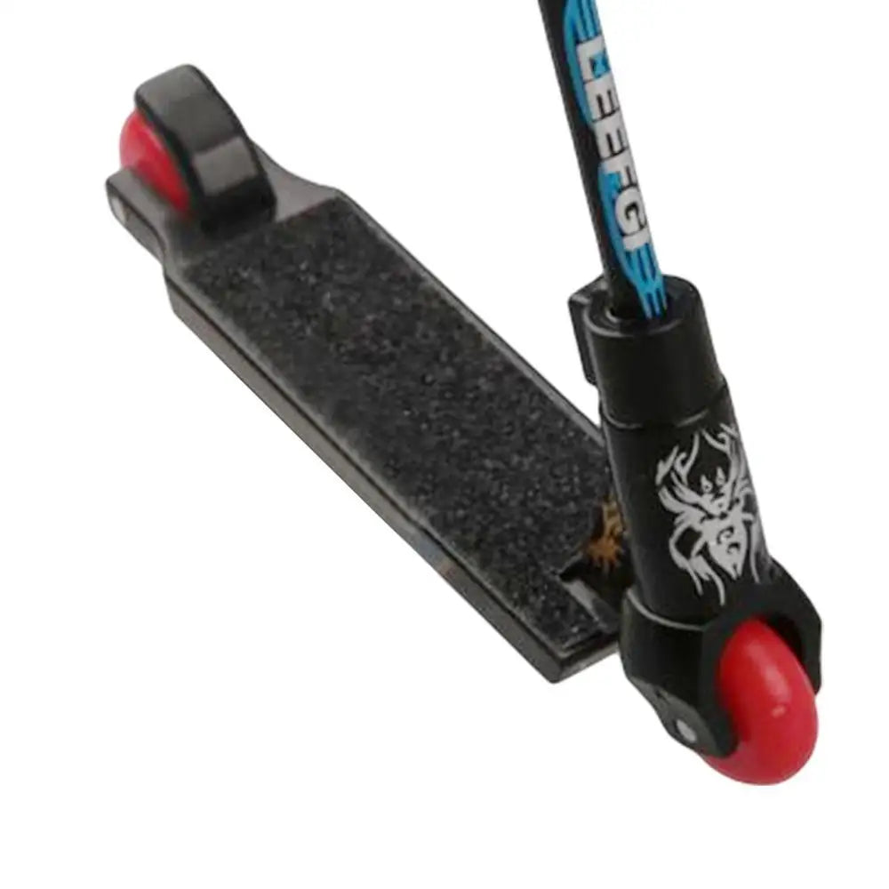 Mini Finger Scooter Two Wheels Stunt Finger Toy Skate Skate Scooter Finger Movement Skateboard Parent-Child Interactive Holiday
