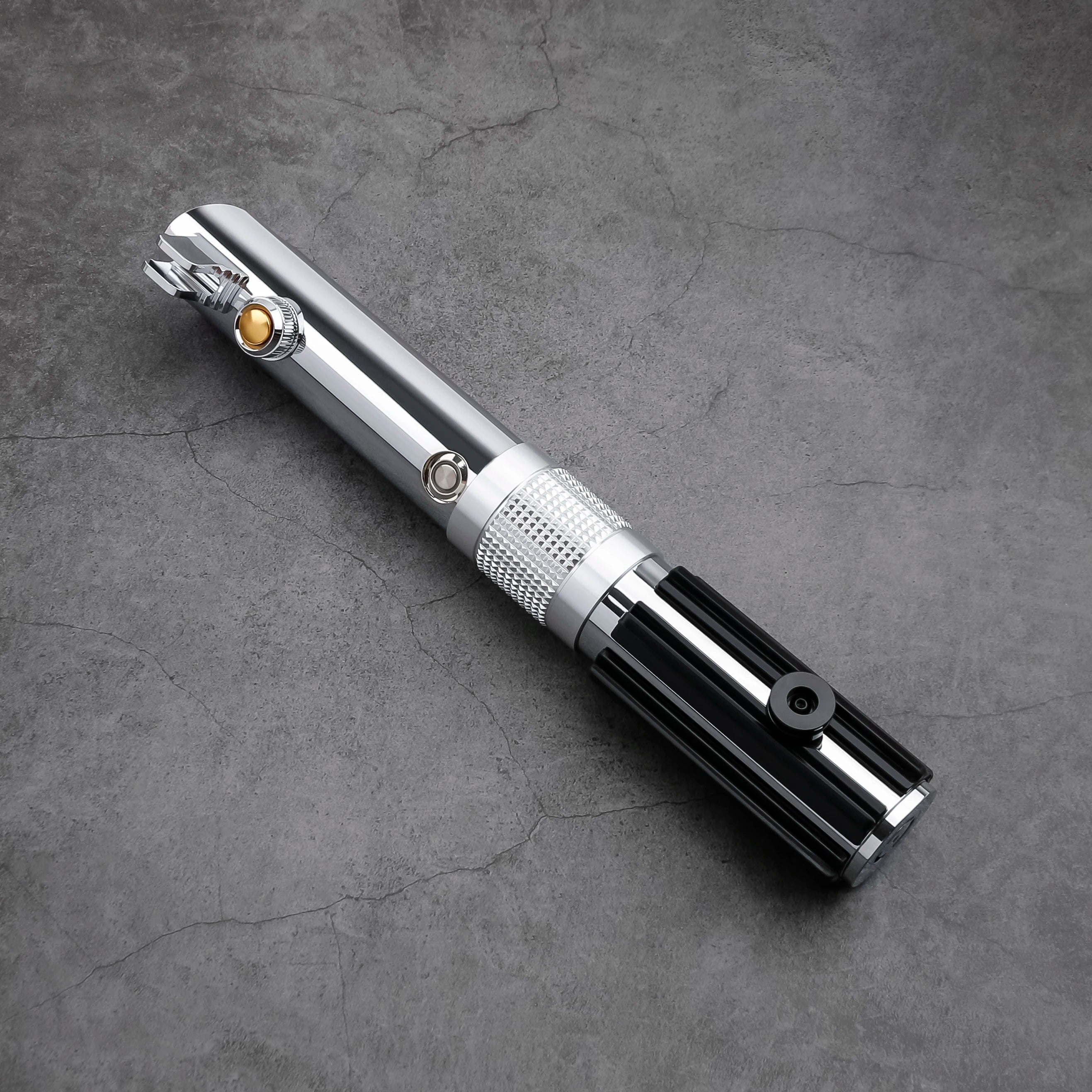 TXQSABER Anakin SE Lasers SNV4 Combat Lightsaber Proffie Smooth Swing Blaster Metal Toys Cosplay Gift Juguetes lightstick SNV4
