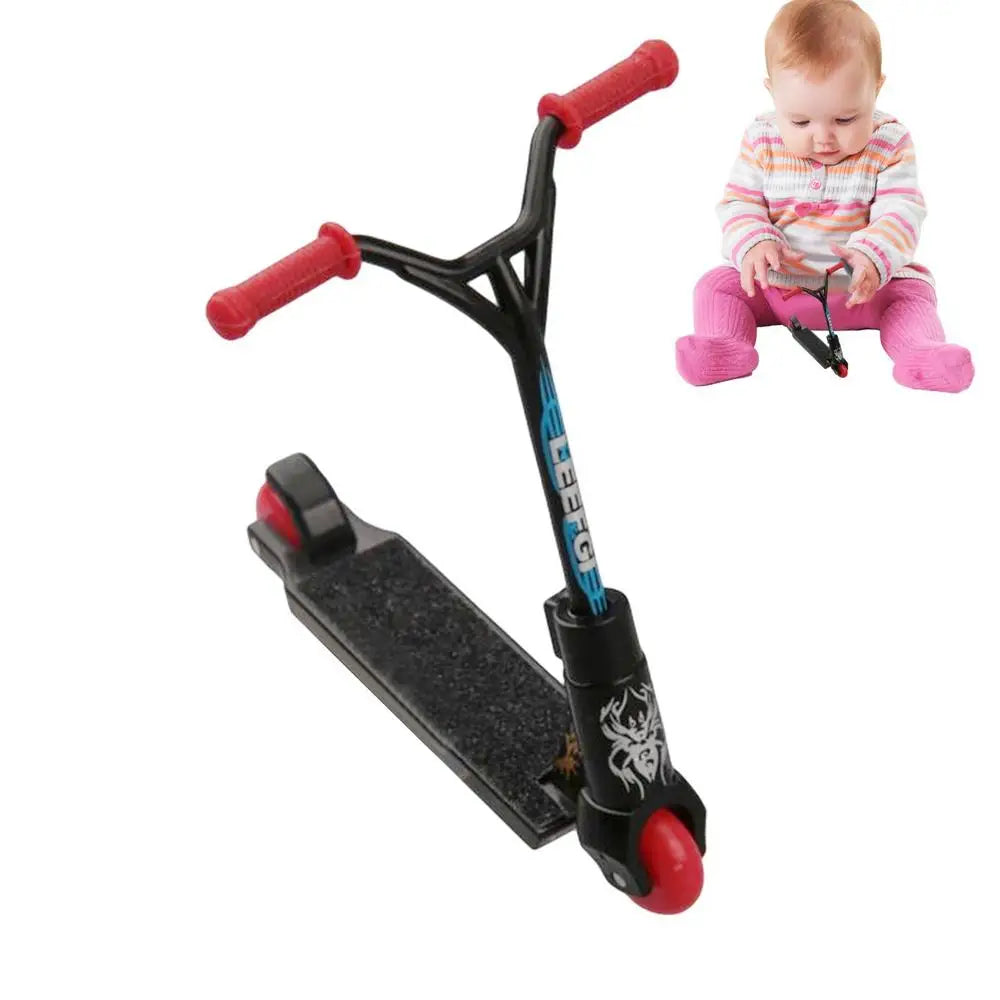 Mini Finger Scooter Two Wheels Stunt Finger Toy Skate Skate Scooter Finger Movement Skateboard Parent-Child Interactive Holiday