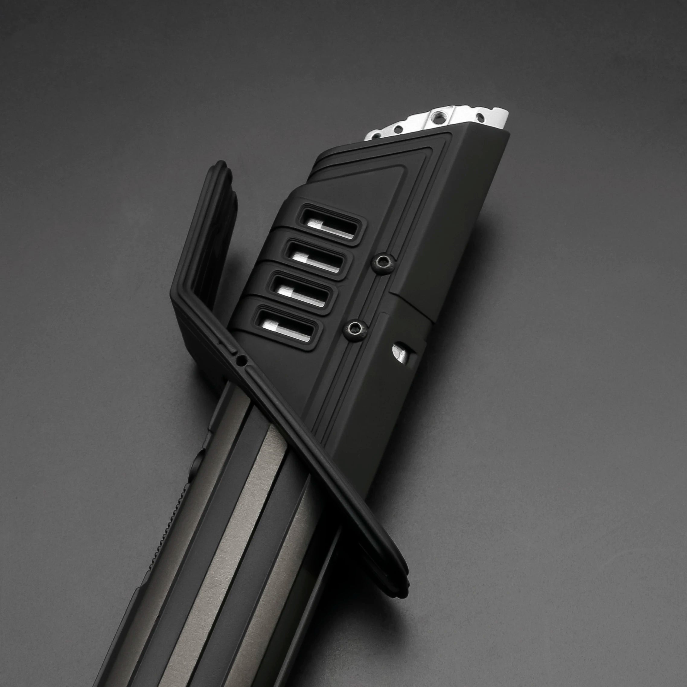TXQ DARKSABER SNV4 Proffie Sword COMBAT JEDI NEW YEAR TOYS Smooth Swing Metal Lightsaber Force GLOW Light Skywalke Gift Laser