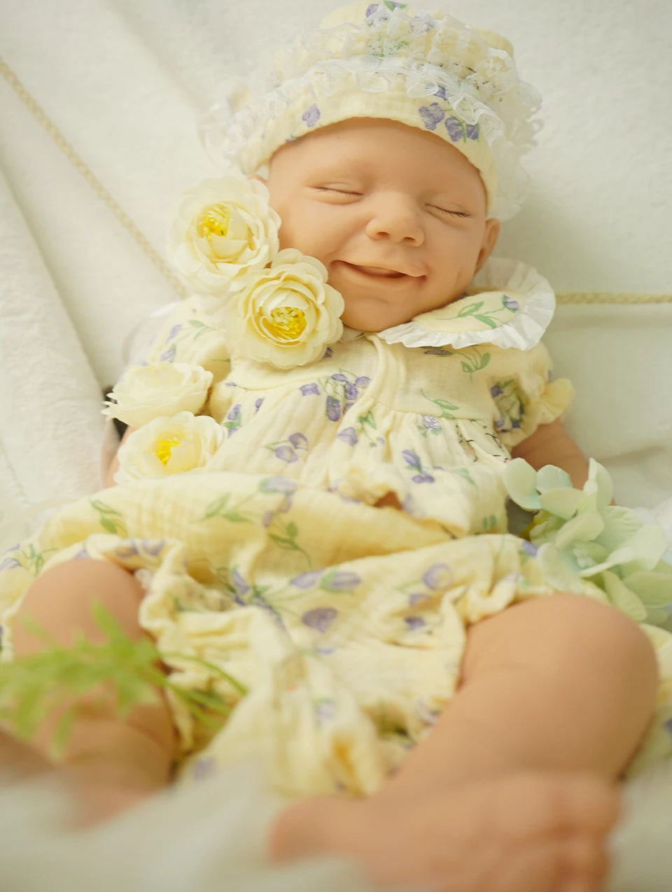 44cm Full Silicone Reborn Doll Dressable Dress Up Cute Soft Girls 2.76kg