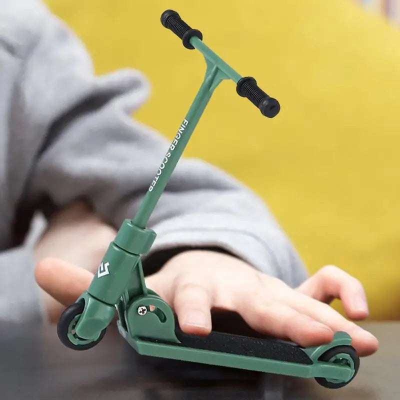 Alloy Finger Scooter Finger Toy SkateboardFinger Scooter Toy Mini Skateboard Finger Toy For Gifts