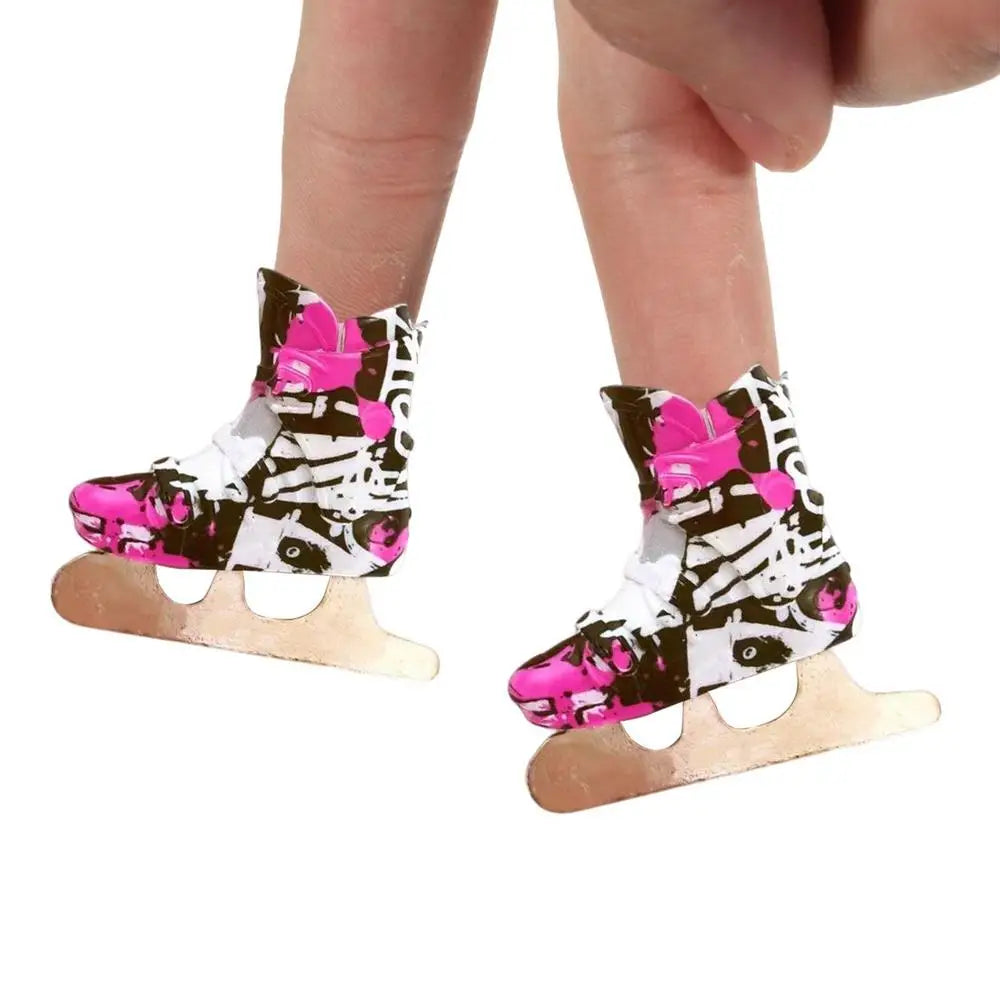Mini Skateboard Toy Finger Skateboard Shoes Toys Colorful Finger Skates Toys Mini Sneakers For Kids Boys Girls Finger Breakdance